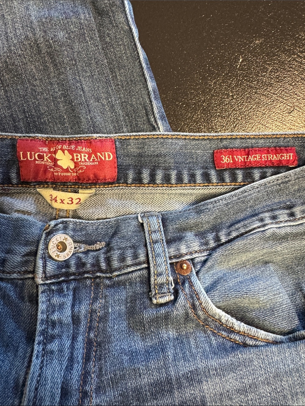 Lucky Jeans - Picture 2 of 2
